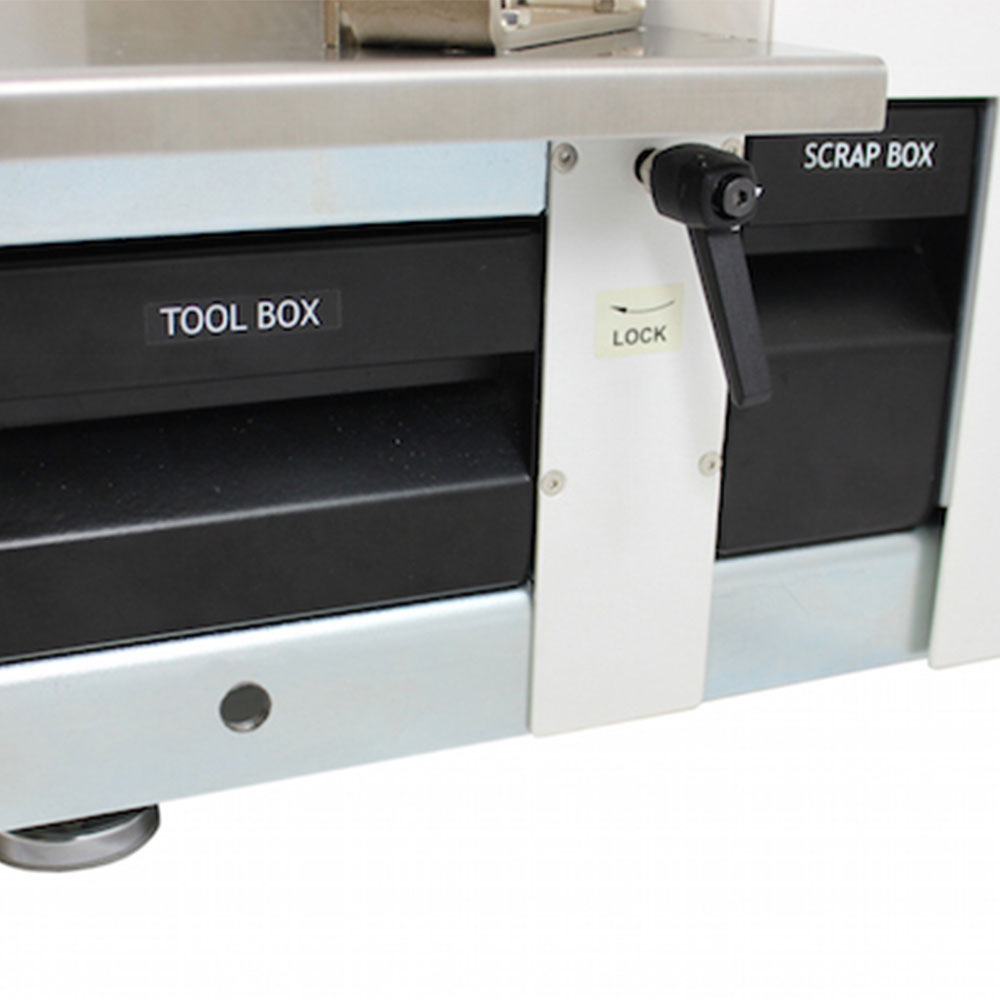 Akiles Diamond 7 Electric Corner Rounder